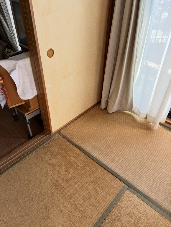 小平市 畳を替えたら、次に気になったのは襖でした